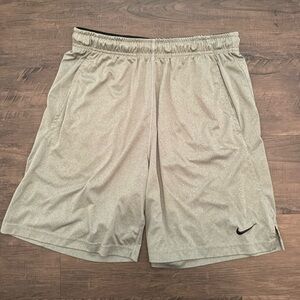 Men’s Nike running shorts dri fit size large 9” inseam light olive